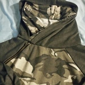 Camo double hooded hoodie